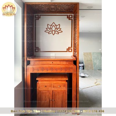 Bàn thờ đứng gỗ hương đá Minh Đức đẹp độc đáo GC80