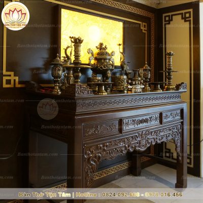 Phòng thờ đẹp gỗ gụ kiểu dáng truyền thống, cổ kính A67